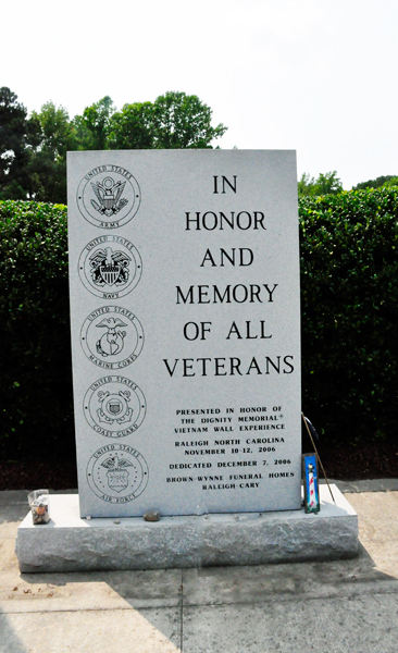 Honor monument in The Memorial Service Flags Court